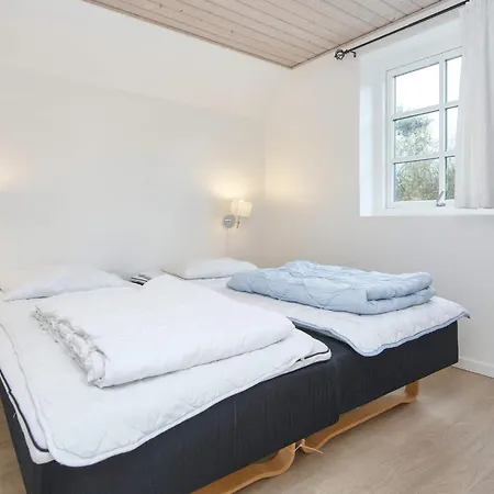 4 Star In Ulfborg