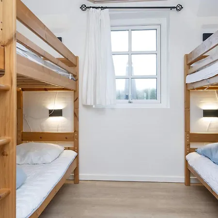 4 Star In Ulfborg