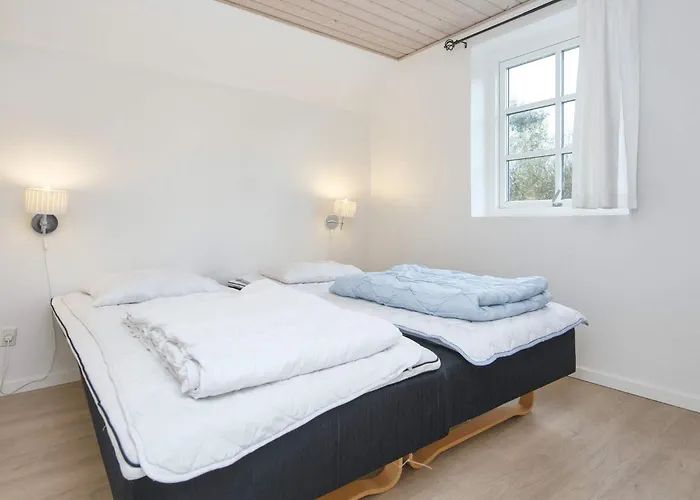 4 Star In Ulfborg